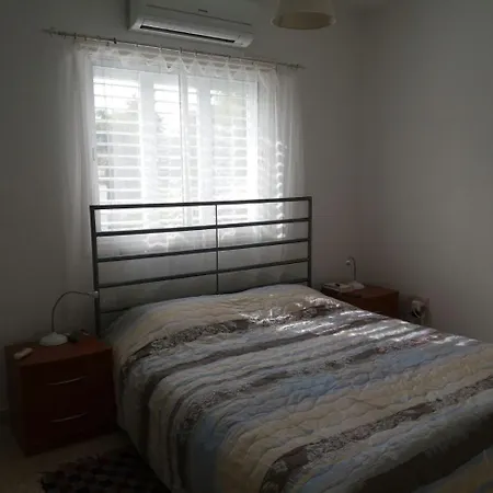 Бунгало На Берегу Моря Apartment Meneou