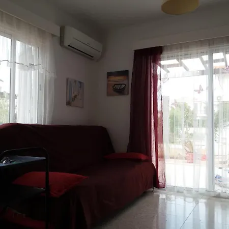 Бунгало На Берегу Моря Apartment *